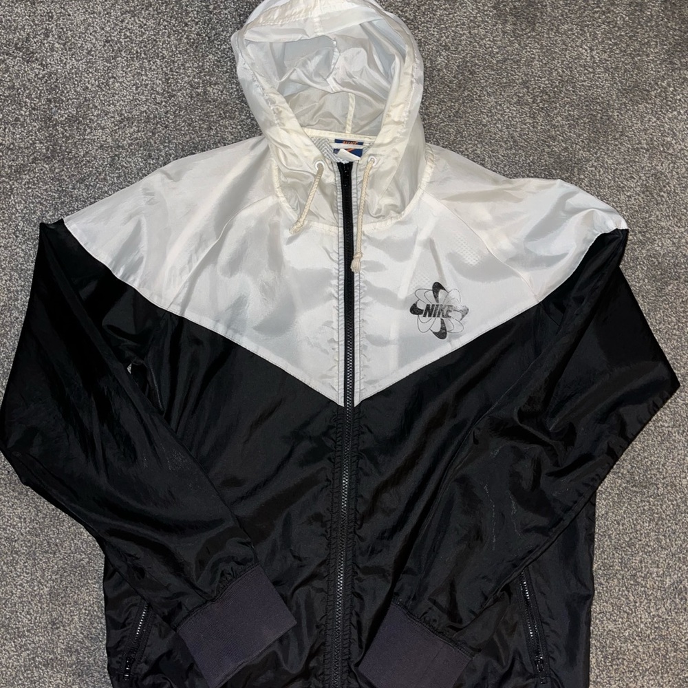 Nike Men's Windbreaker Jacket